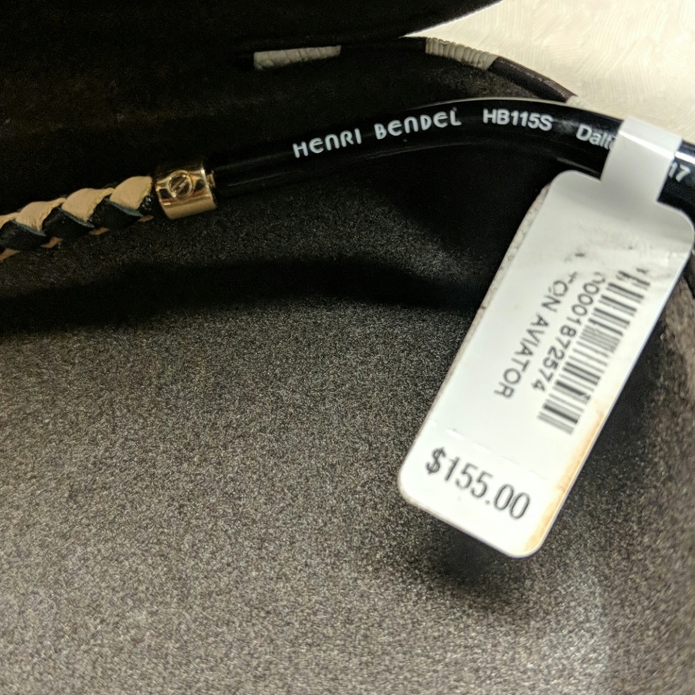SOLD♥️NWT HENRI BENDEL sunglasses♥️♥️ - Picture 4 of 5